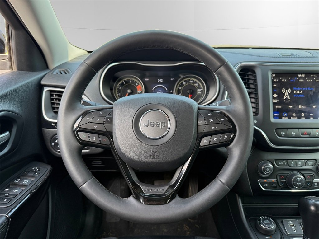 Used 2023 Jeep Cherokee Altitude Lux image 12