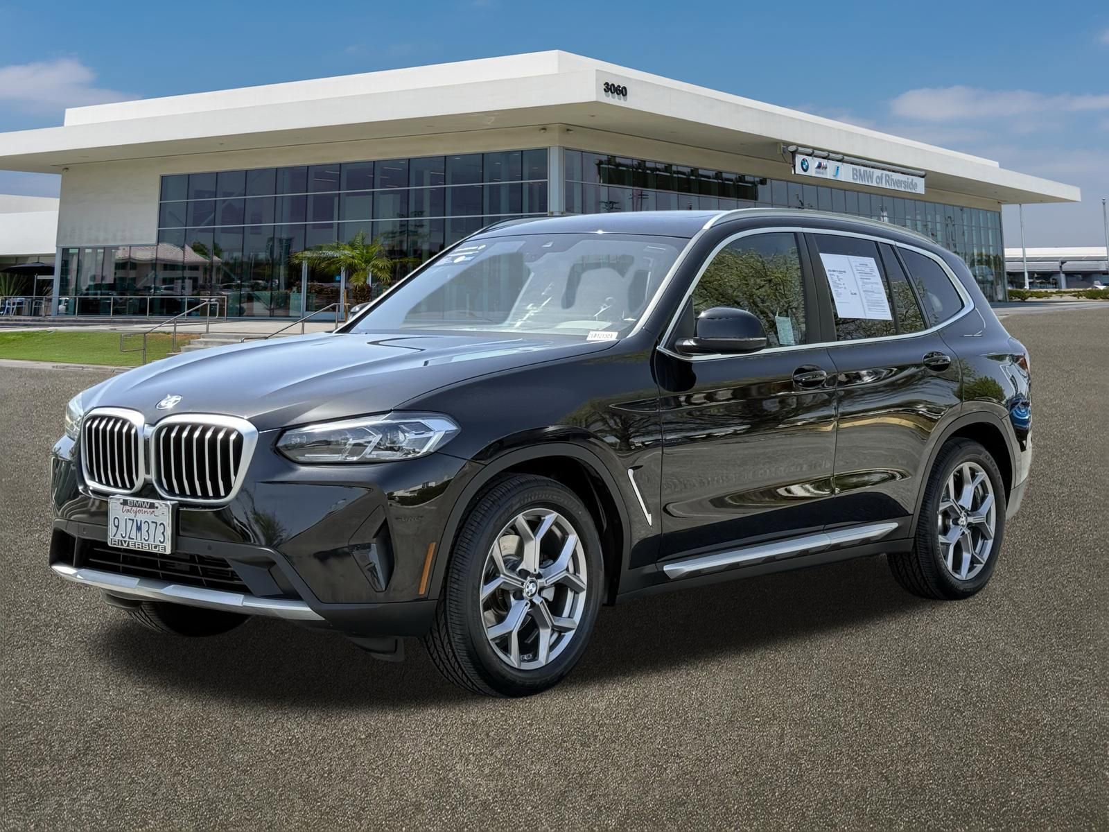 Certified 2024 BMW X3 sDrive30i w/ Convenience Package RWD image 4