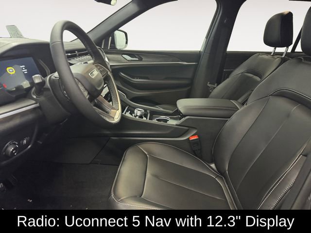 New 2026 Jeep Grand Cherokee Limited w/ Trailer Tow Package image 8