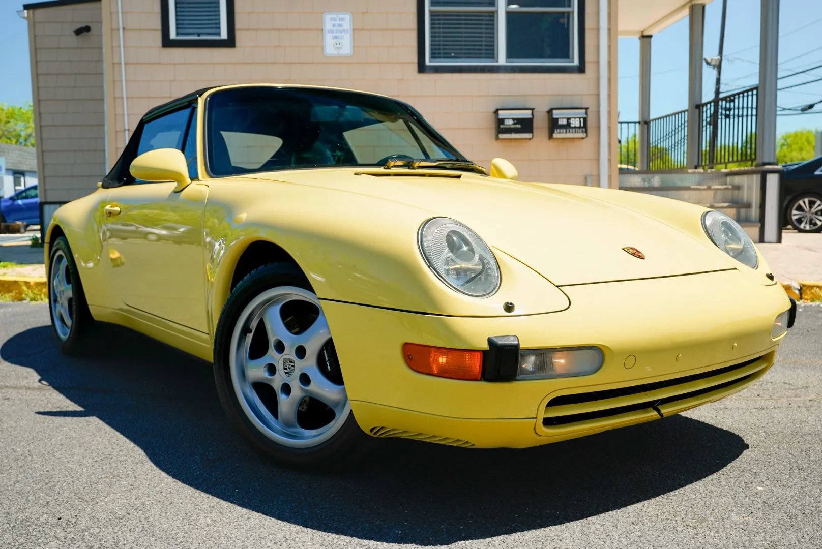 Used 1997 Porsche 911 Carrera RWD image 12