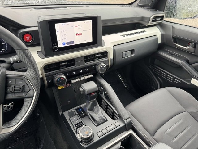 Used 2024 Toyota Tacoma TRD Sport image 16