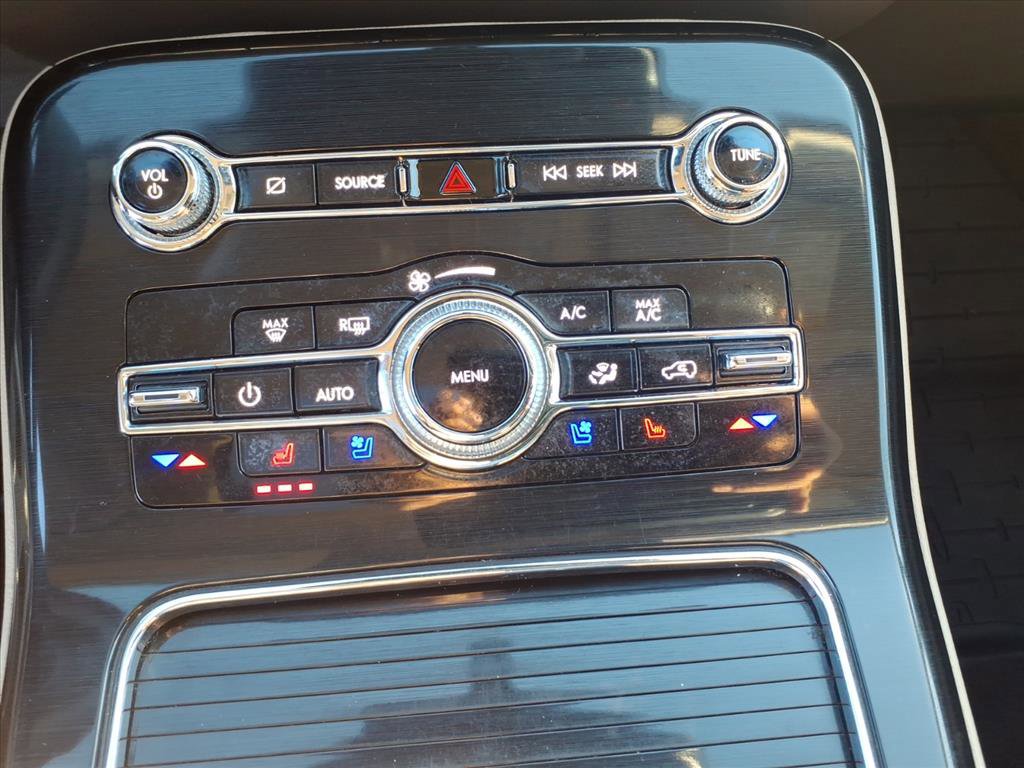 Used 2022 Lincoln Nautilus Reserve image 21