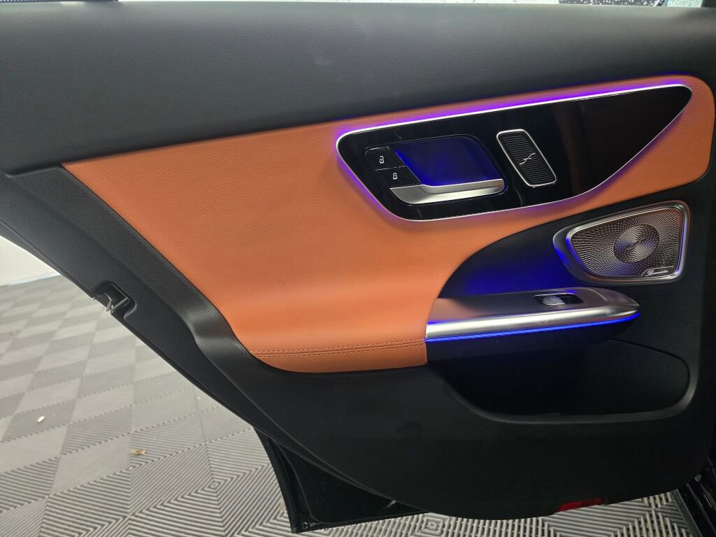 Used 2022 Mercedes-Benz C 300 4MATIC Sedan w/ Pinnacle Trim Package image 19