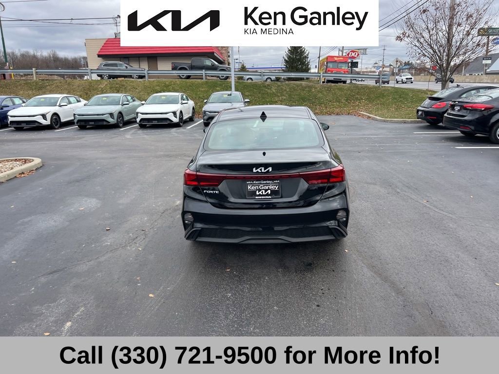 Certified 2023 Kia Forte LXS image 13