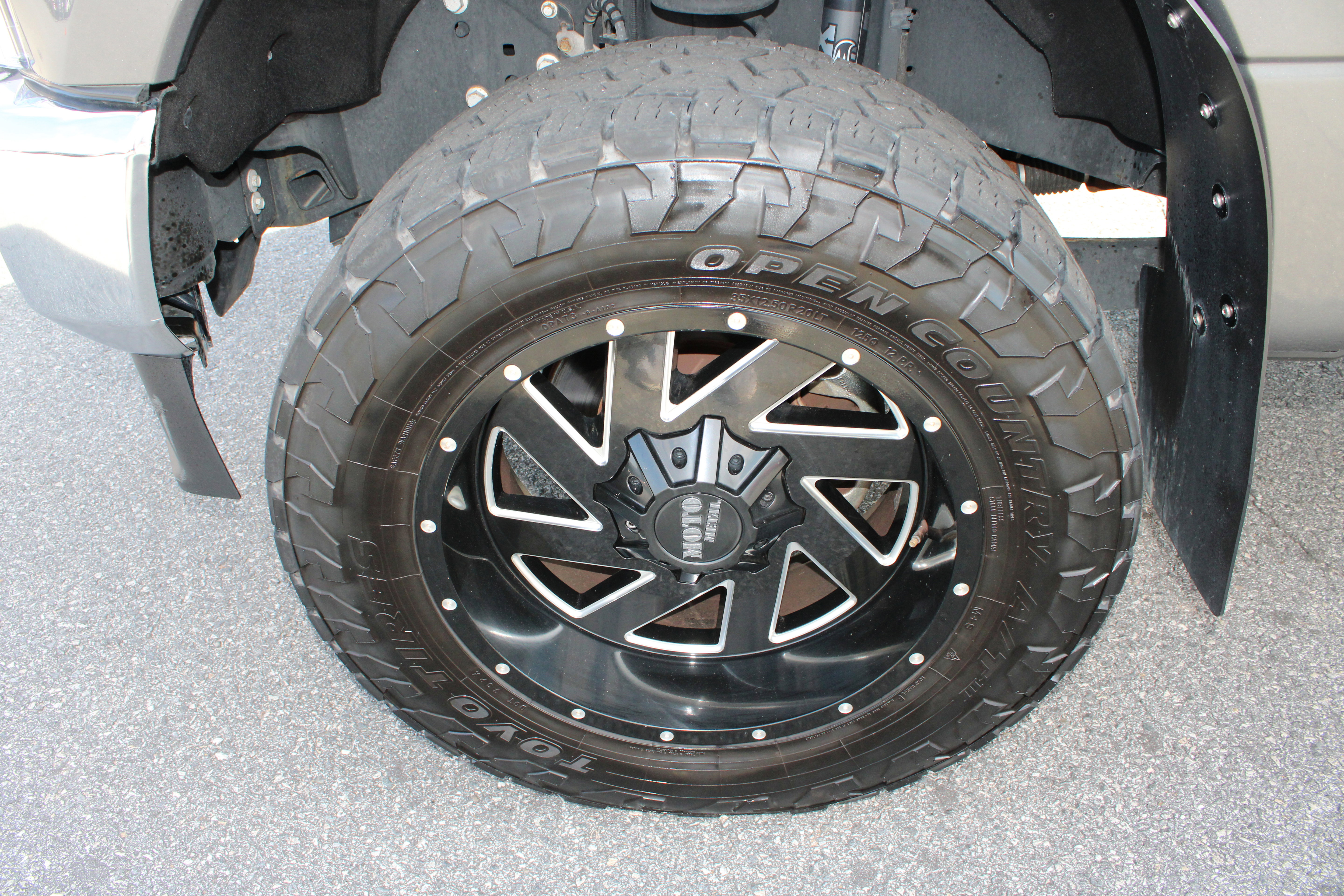 Used 2022 Ford F250 Lariat image 10