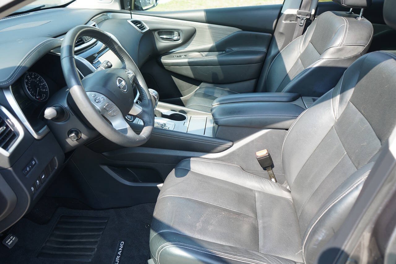 Used 2017 Nissan Murano Platinum w/ Platinum Technology Package AWD/4WD image 12