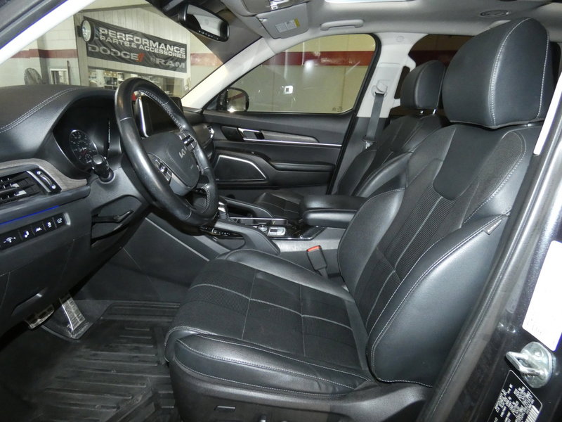 Used 2022 Kia Telluride SX image 11