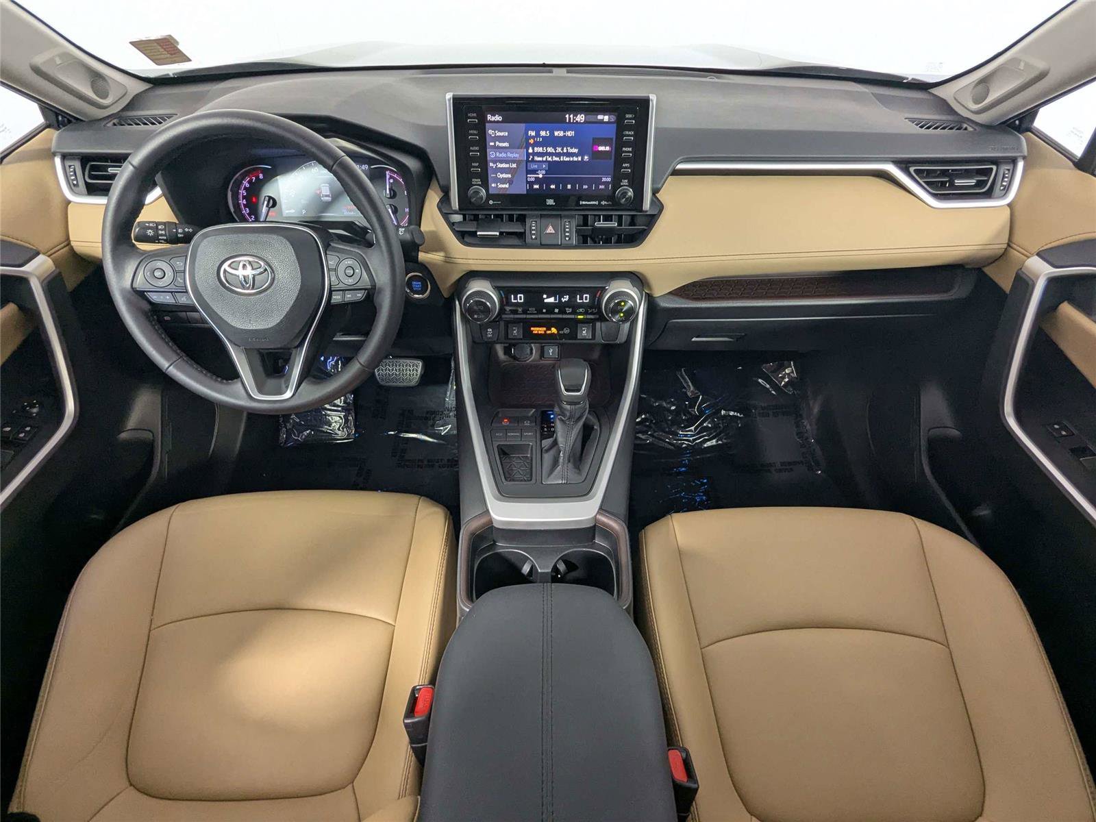 Used 2020 Toyota RAV4 Limited FWD image 40