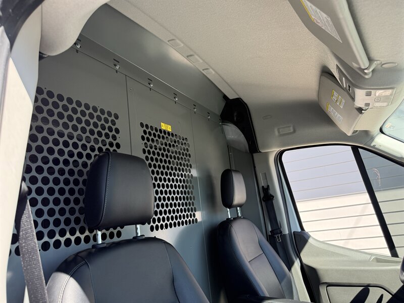 Used 2024 Ford Transit 250 148 Medium Roof RWD image 15