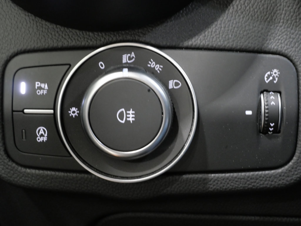 Used 2023 Alfa Romeo Stelvio Veloce AWD/4WD image 15