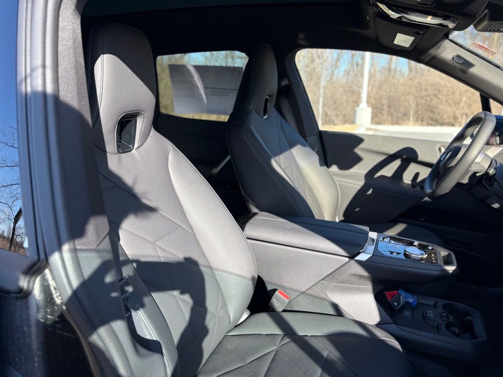 Used 2025 BMW iX xDrive50 w/ Sport Package image 23