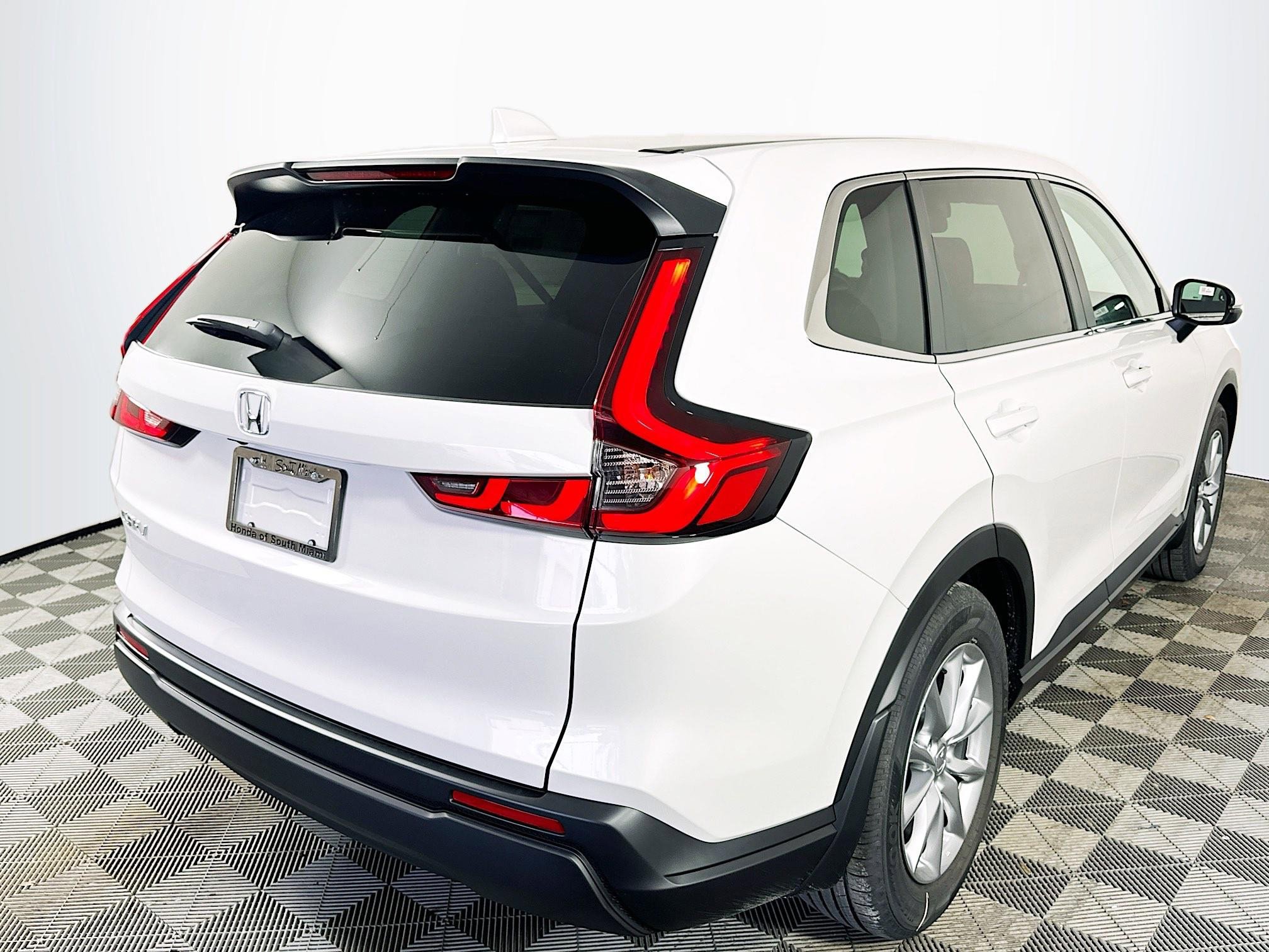 Certified 2026 Honda CR-V EX image 6