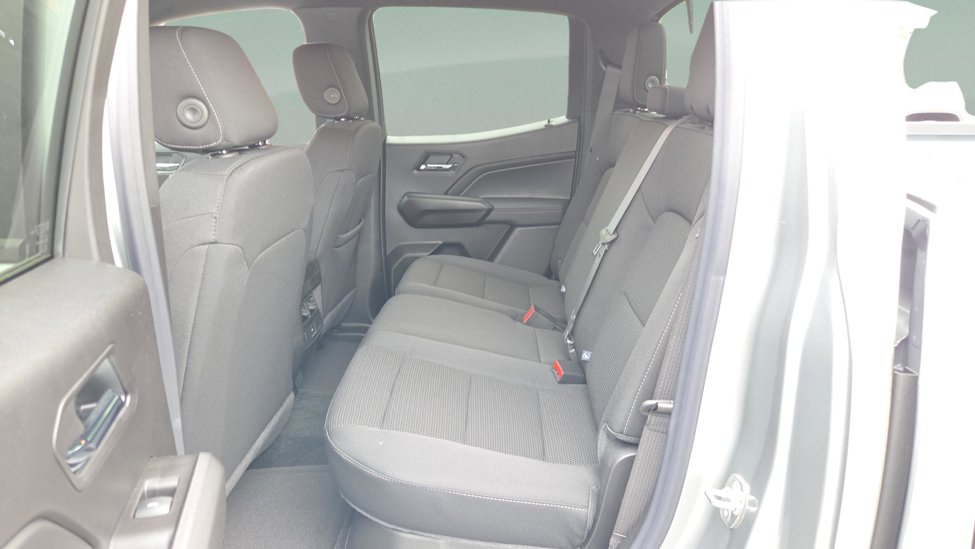 New 2026 GMC Canyon Elevation image 11