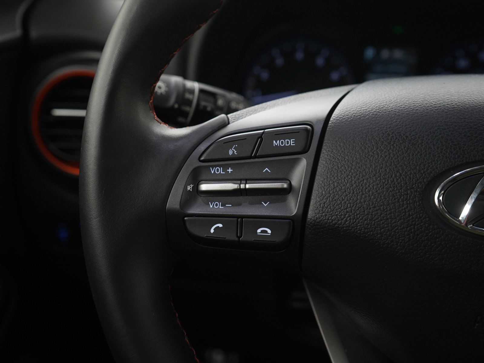 Used 2020 Hyundai Kona Ultimate image 27