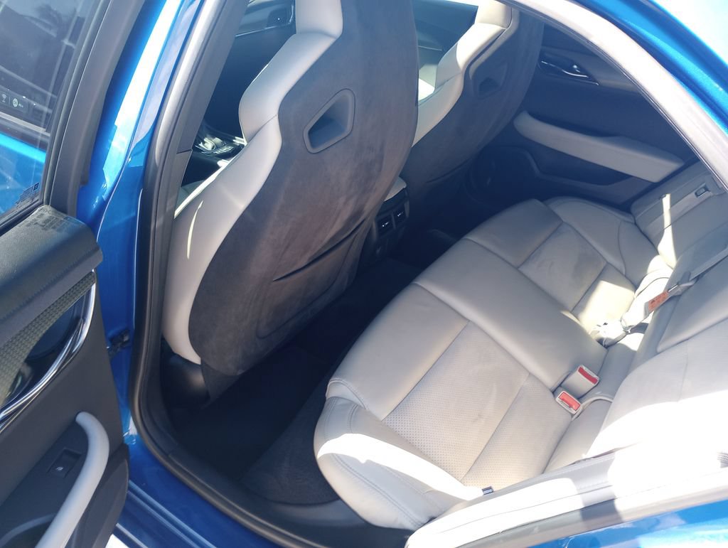 Used 2017 Cadillac ATS V w/ Luxury Package RWD image 17