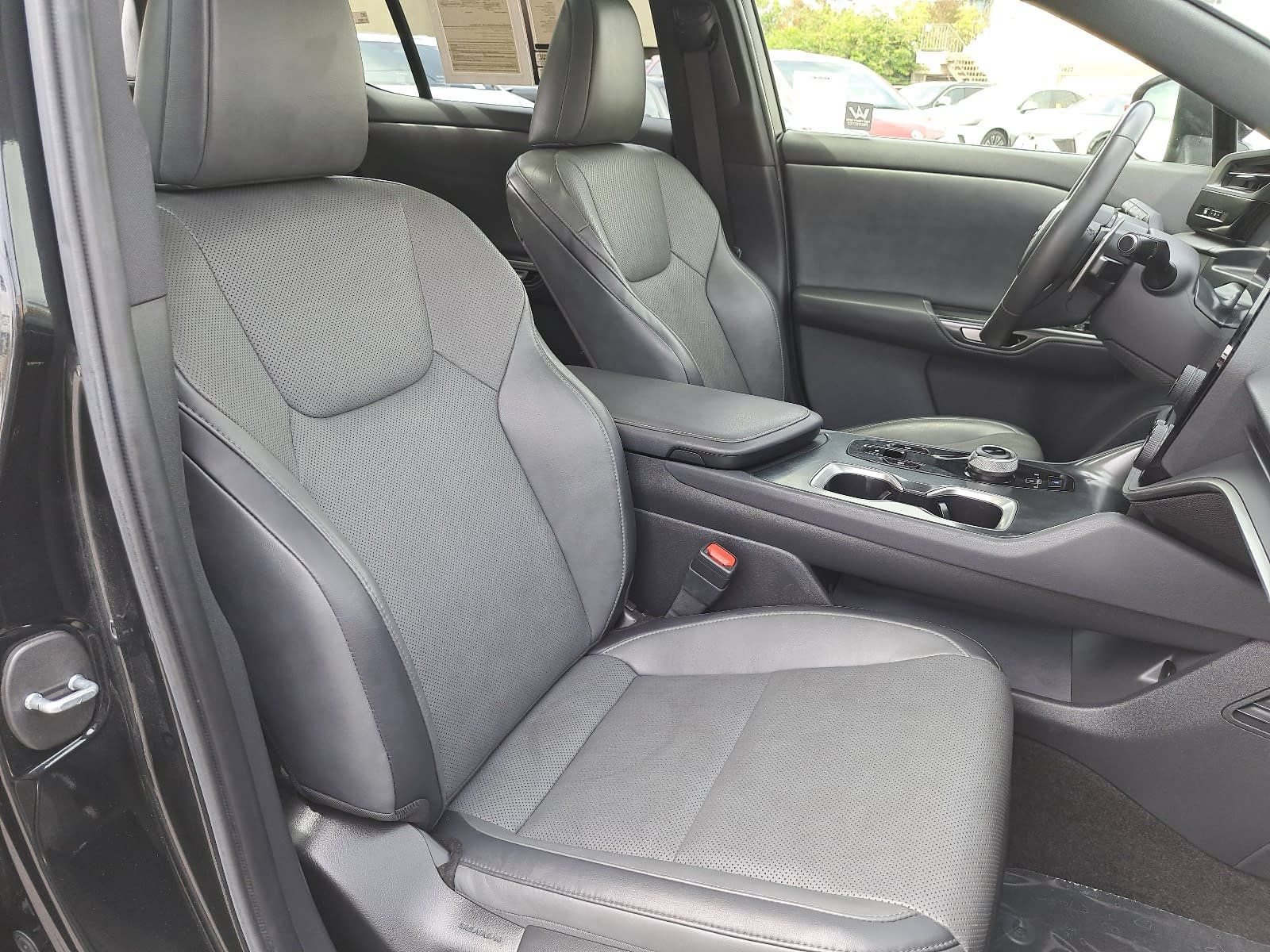 Used 2023 Lexus RZ 450e Premium w/ Technology Package AWD/4WD image 10