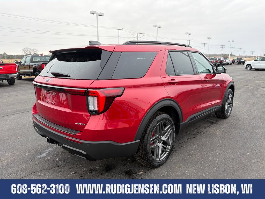 New 2026 Ford Explorer ST-Line w/ ST-Line Street Pack AWD/4WD image 6