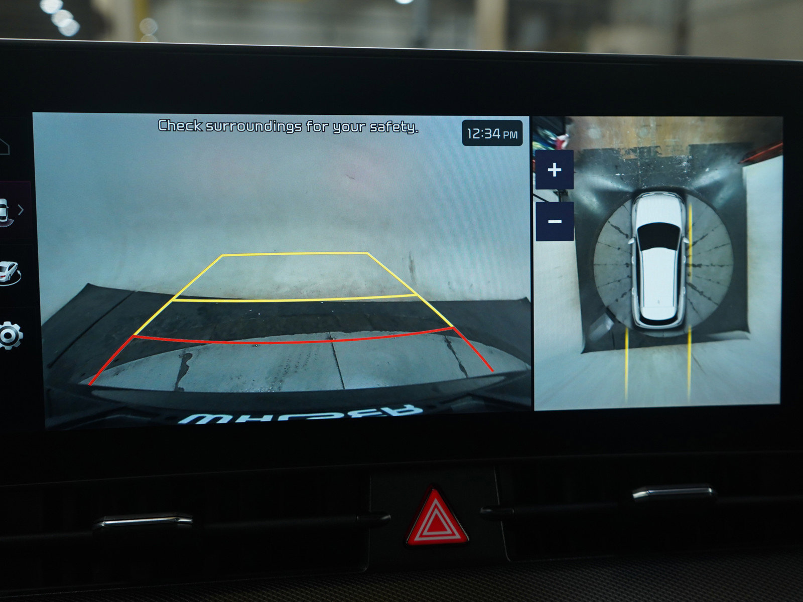 Used 2025 Kia Sportage SX image 31