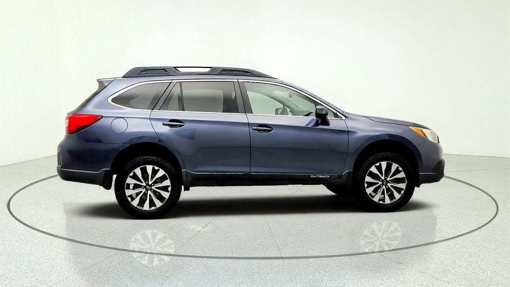 Used 2016 Subaru Outback 2.5i Limited AWD/4WD image 4