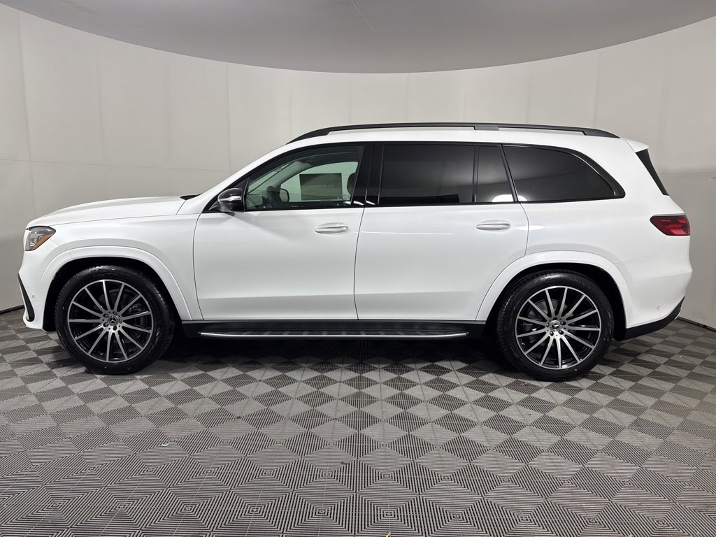 New 2026 Mercedes-Benz GLS 450 4MATIC image 3