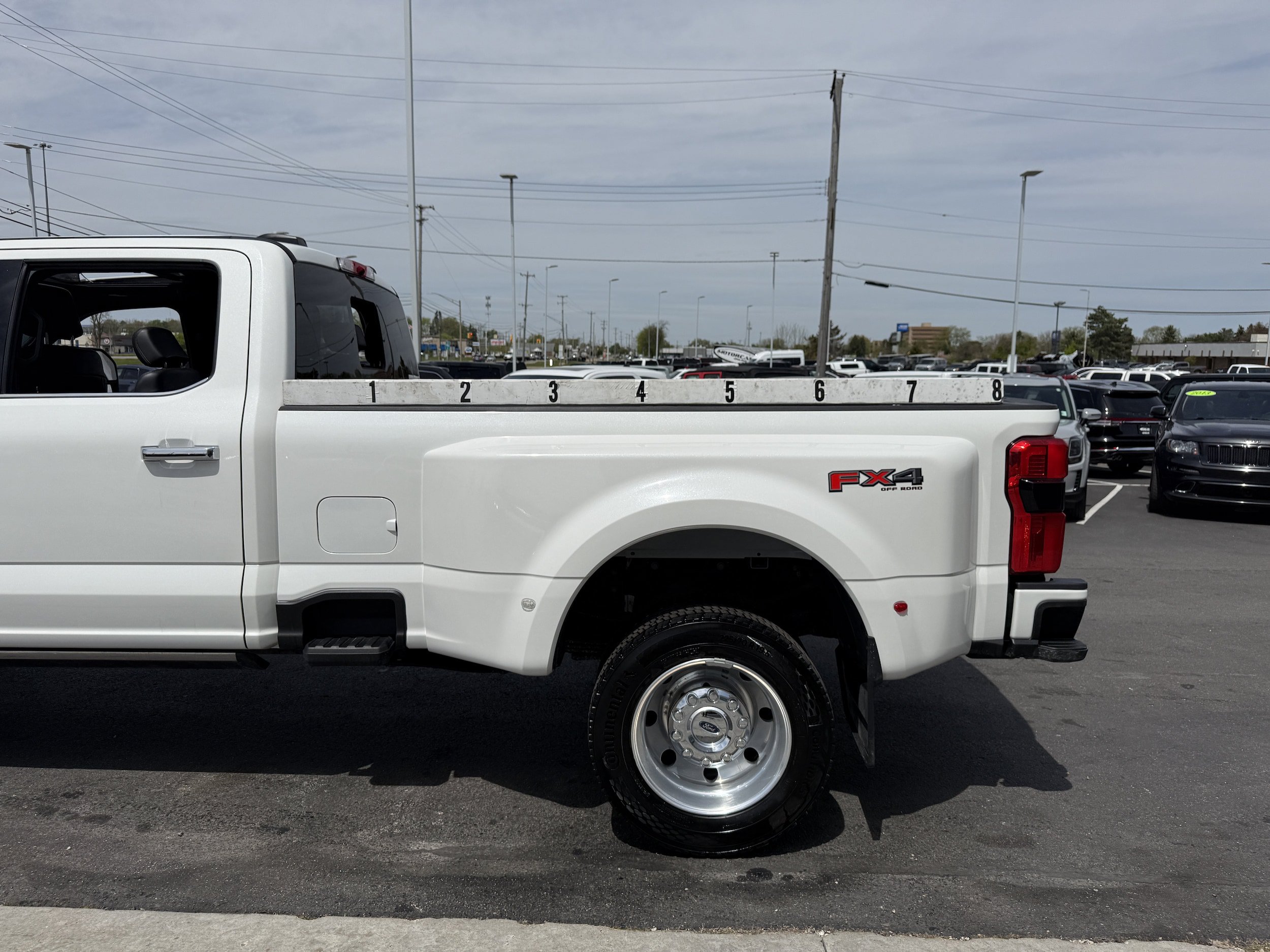 Used 2024 Ford F450 Platinum w/ FX4 Off-Road Package AWD/4WD image 12