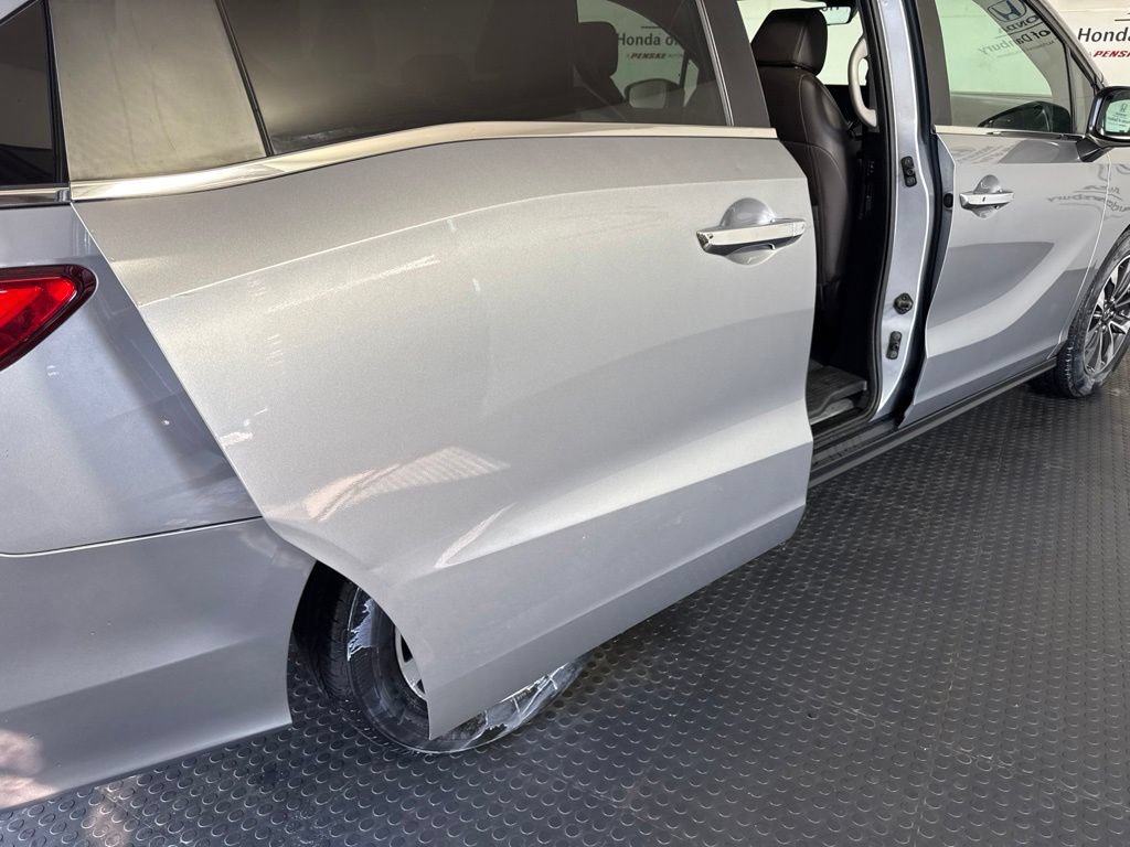Certified 2023 Honda Odyssey EX-L image 7