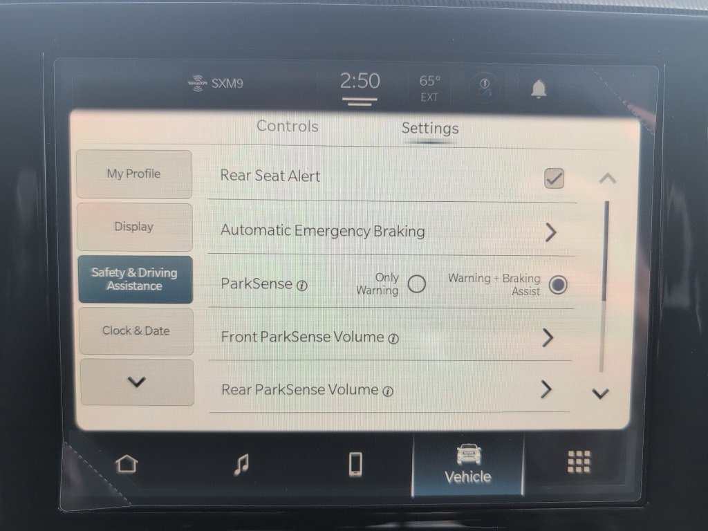 New 2025 RAM 1500 4x4 Crew Cab image 44