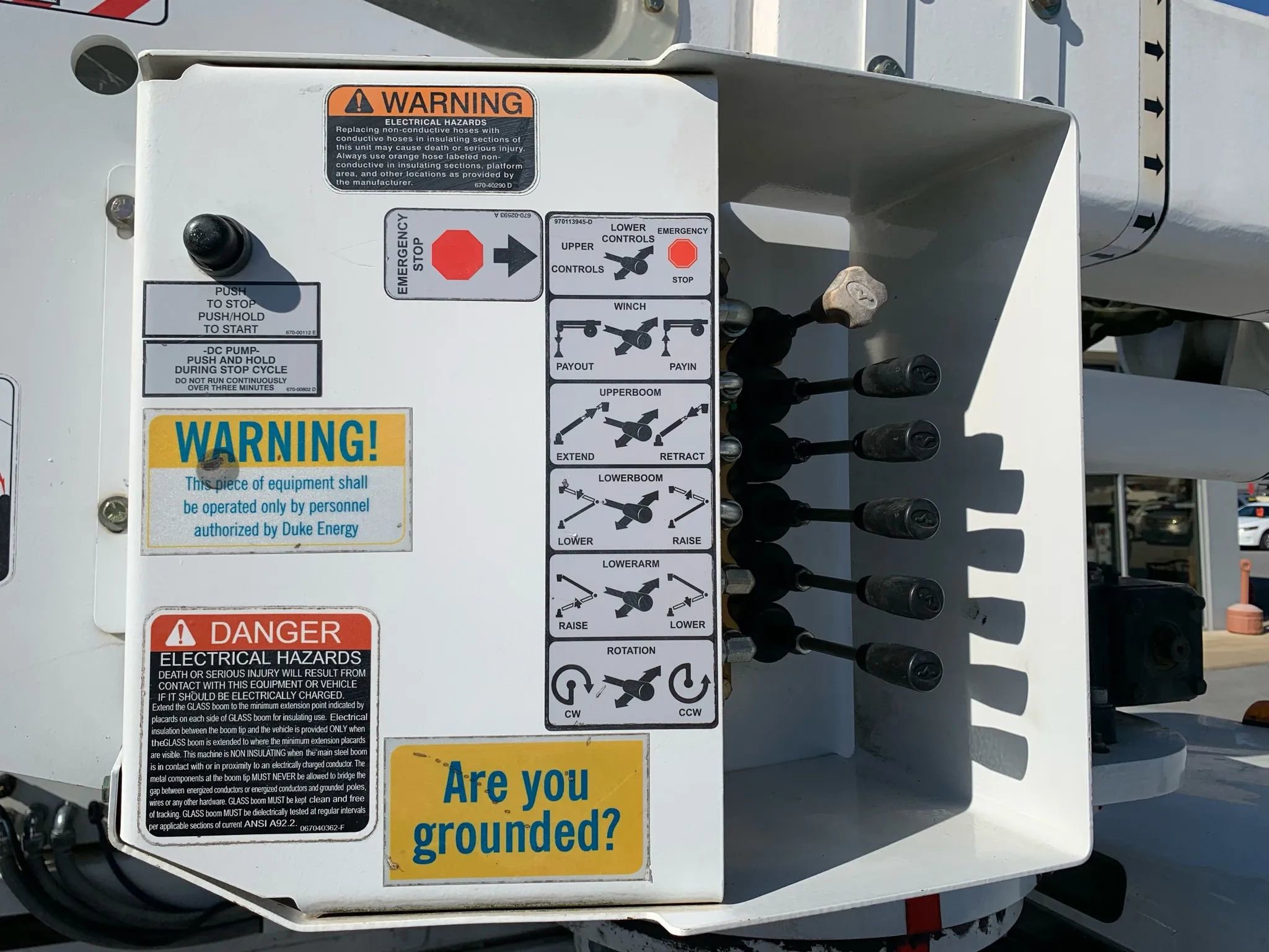 Used 2016 Ford F550 XL 165  W.B. 2D image 39