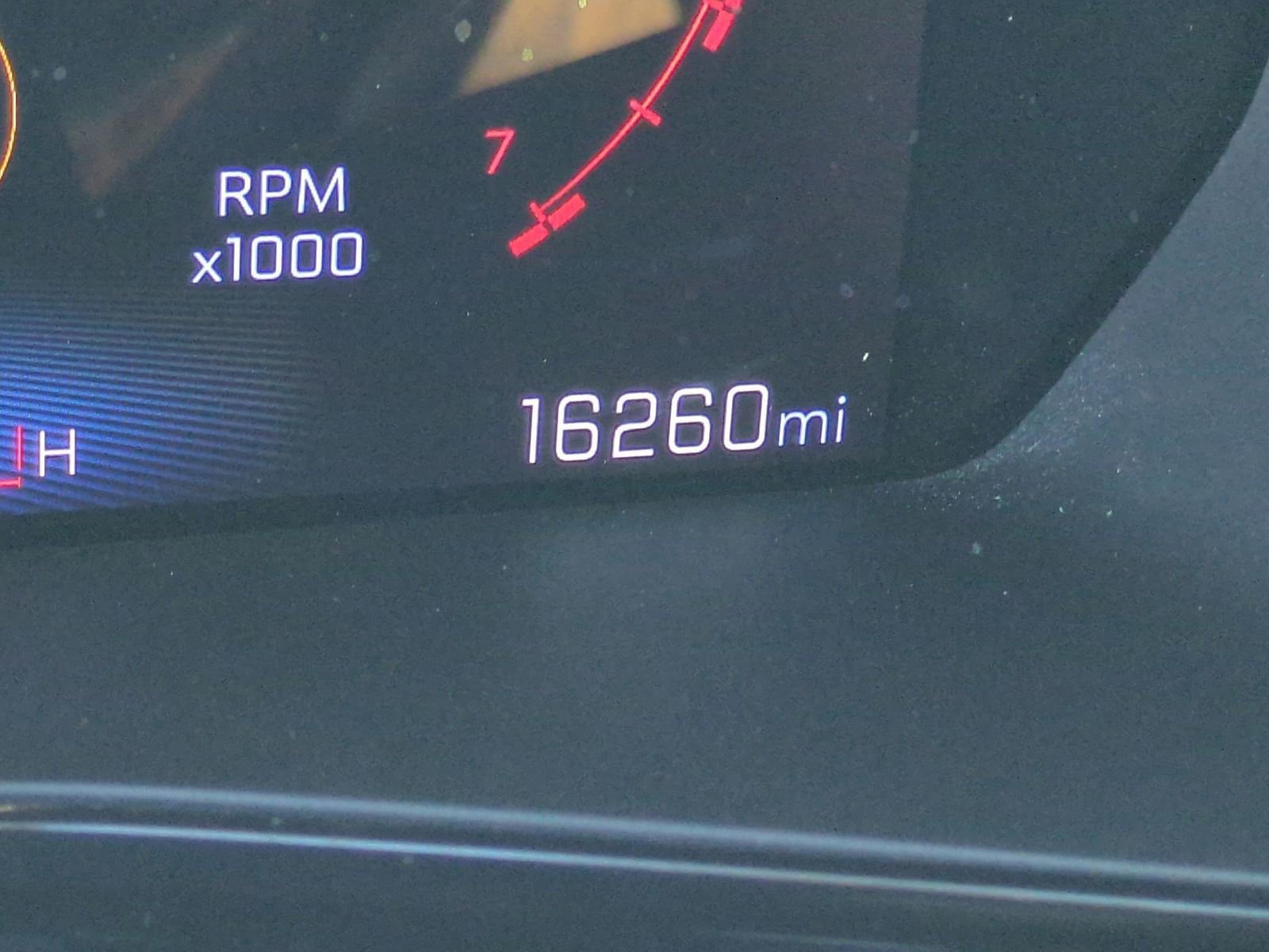 Used 2024 Chevrolet Colorado LT RWD image 12