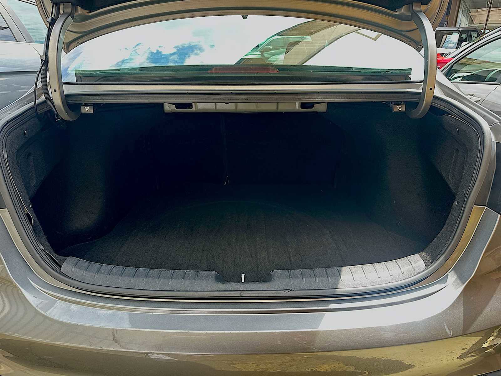 Used 2022 Kia Forte LXS image 10