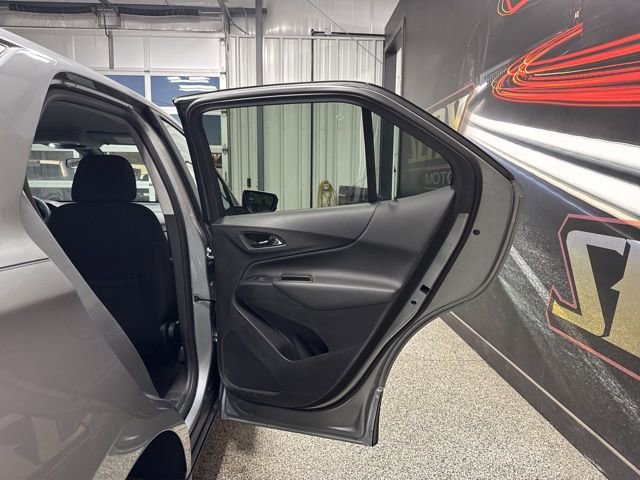 Used 2023 Chevrolet Equinox LT image 24