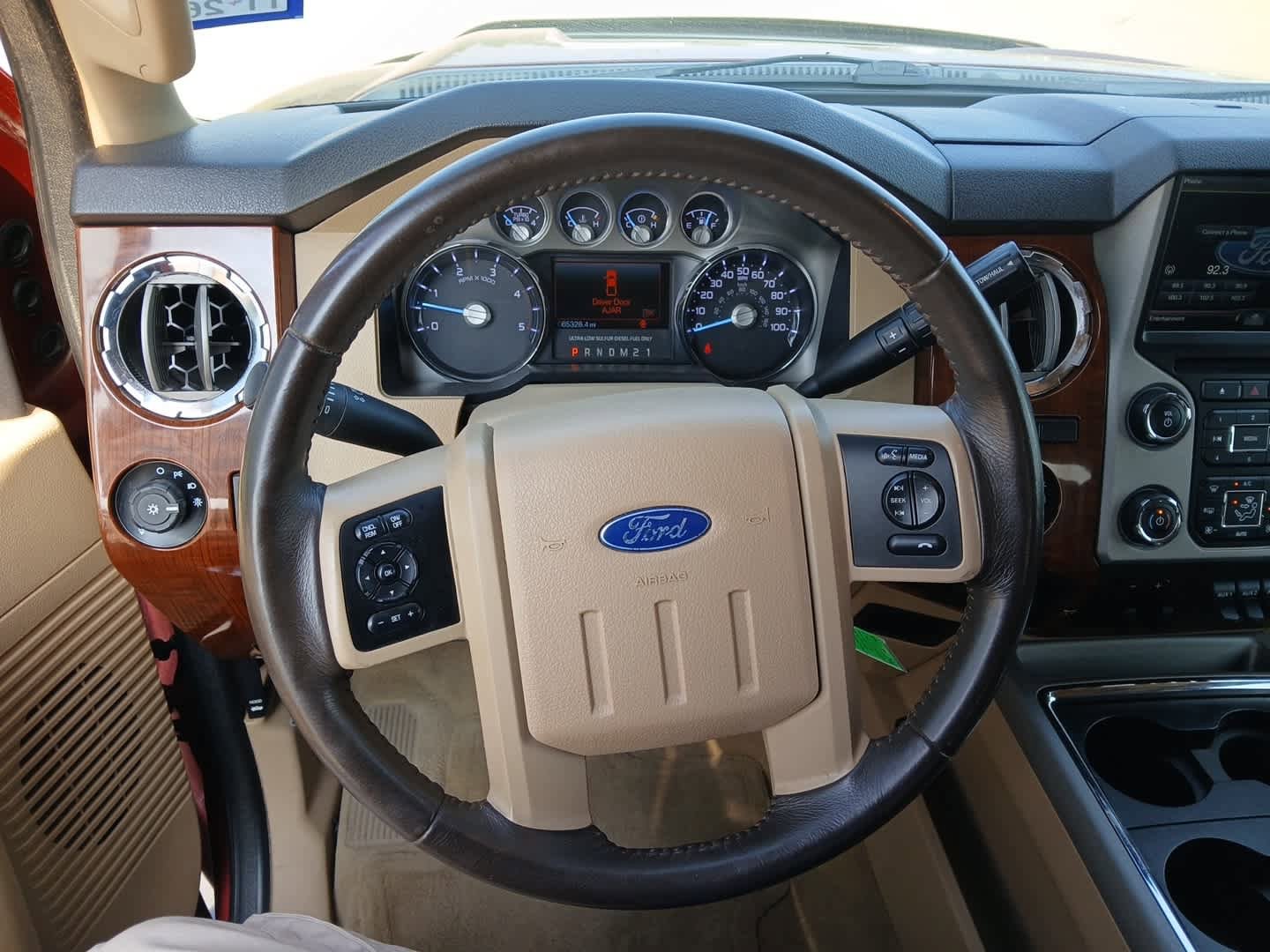 Used 2015 Ford F250 King Ranch w/ FX4 Off-Road Package AWD/4WD image 24