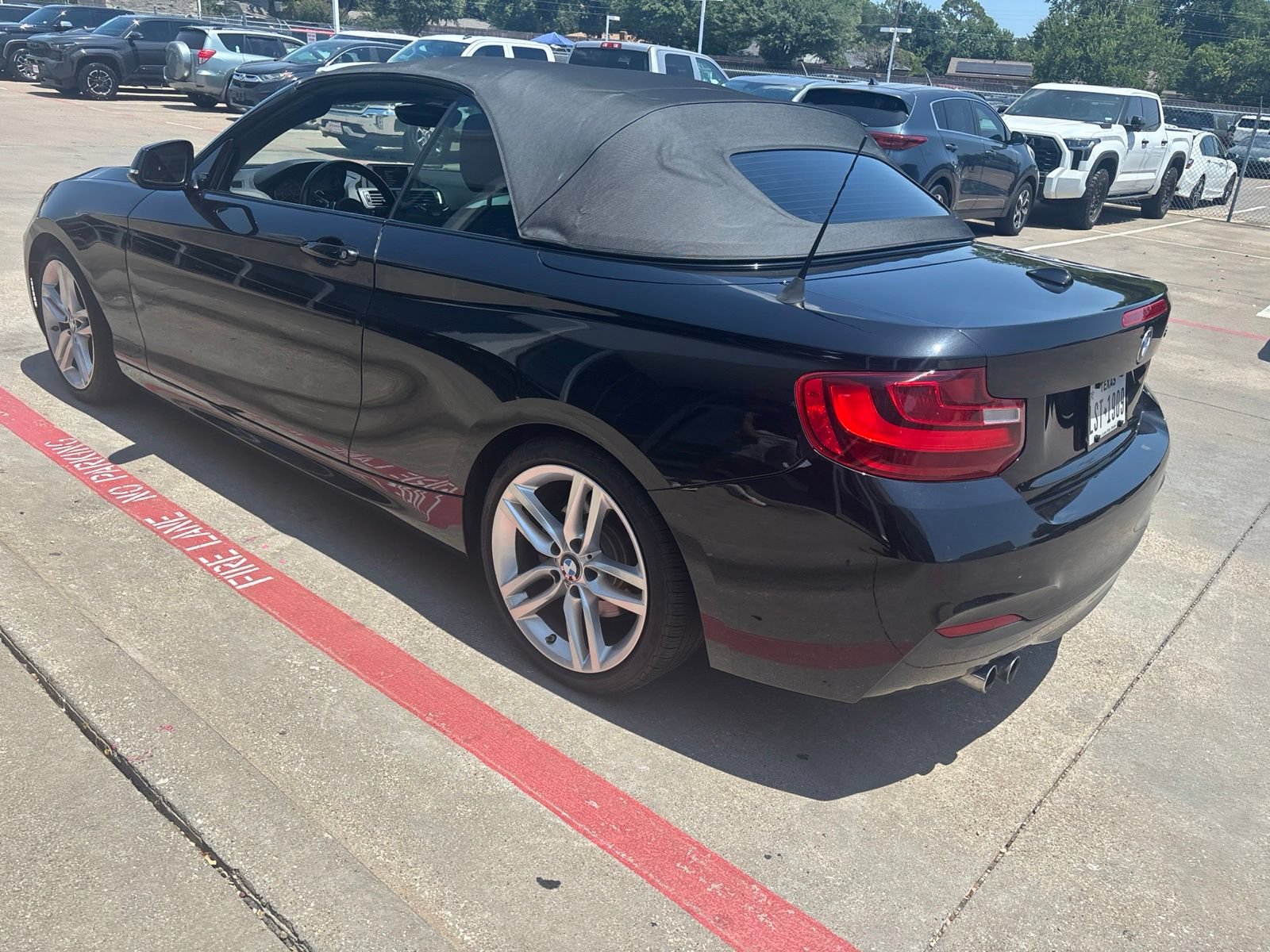 Used 2016 BMW 228i Convertible RWD image 7