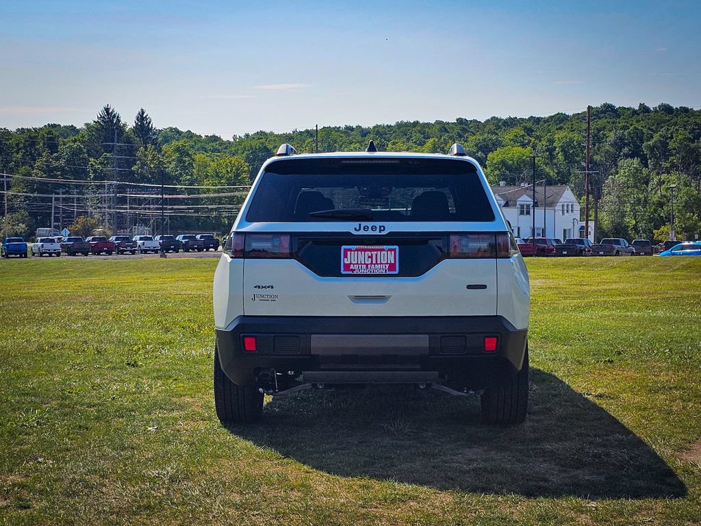 New 2026 Jeep Cherokee Overland w/ Advanced Pro Tech Group AWD/4WD image 4