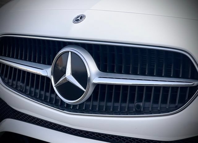 Certified 2026 Mercedes-Benz C 300 4MATIC Sedan image 5