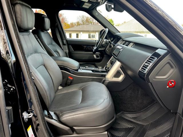 Used 2019 Land Rover Range Rover Supercharged image 25