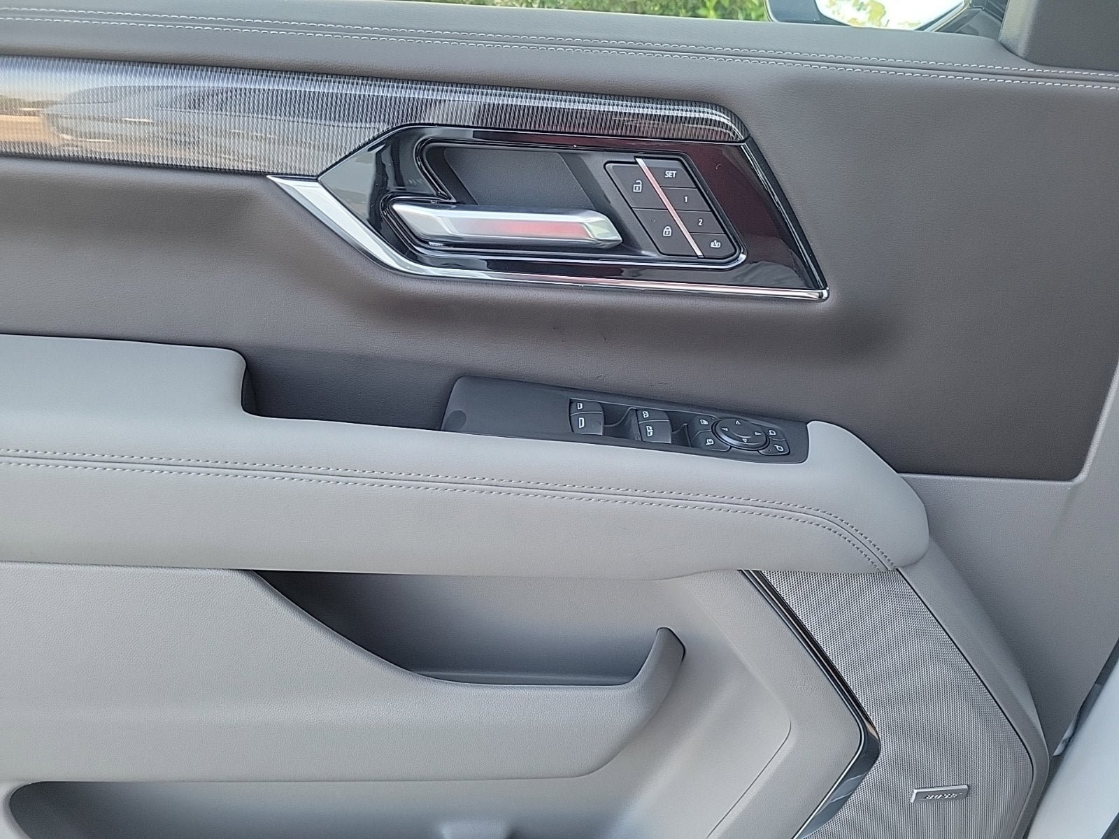 New 2026 GMC Yukon XL Elevation w/ Elevation Premium Package RWD image 18