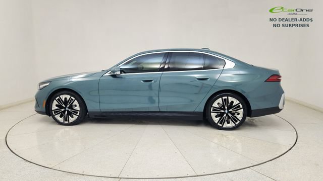 Used 2026 BMW i5 xDrive40 AWD/4WD image 6
