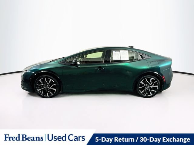 Used 2025 Toyota Prius Plug-In Hybrid FWD image 5