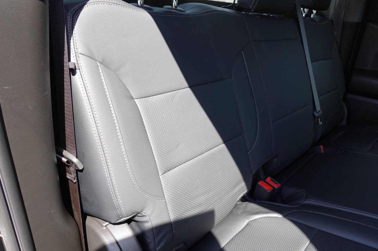 Used 2023 Chevrolet Silverado 1500 Custom w/ LPO, Dark Essentials Package image 31