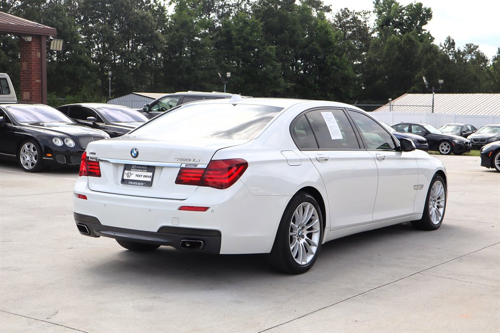 Used 2015 BMW 750Li xDrive AWD/4WD image 7
