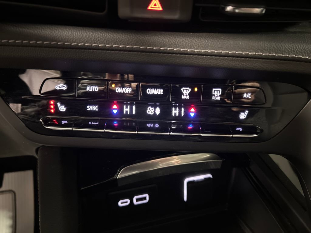 Used 2022 Buick Envision Preferred image 19