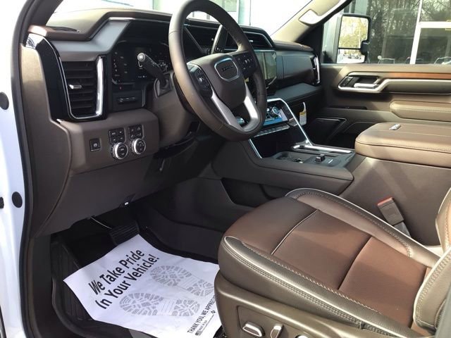 New 2026 GMC Sierra 3500 Denali w/ Denali Reserve Package image 8