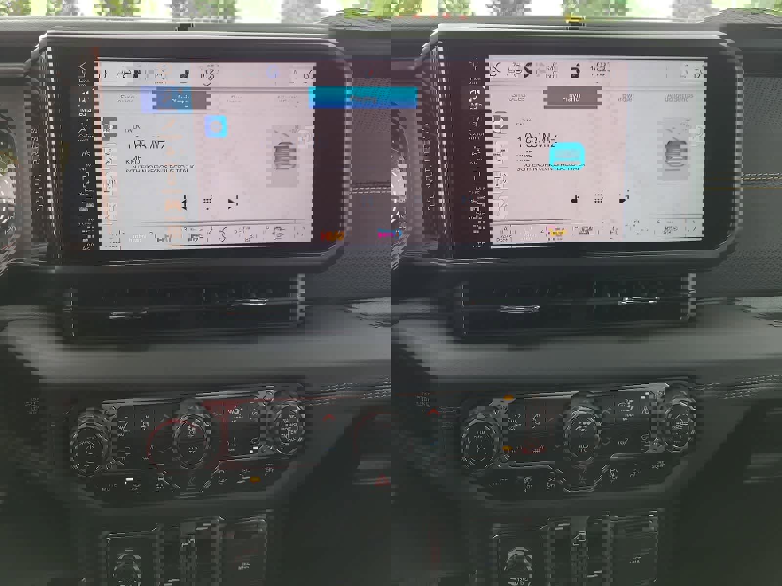 New 2025 Jeep Wrangler Unlimited Rubicon 392 image 24