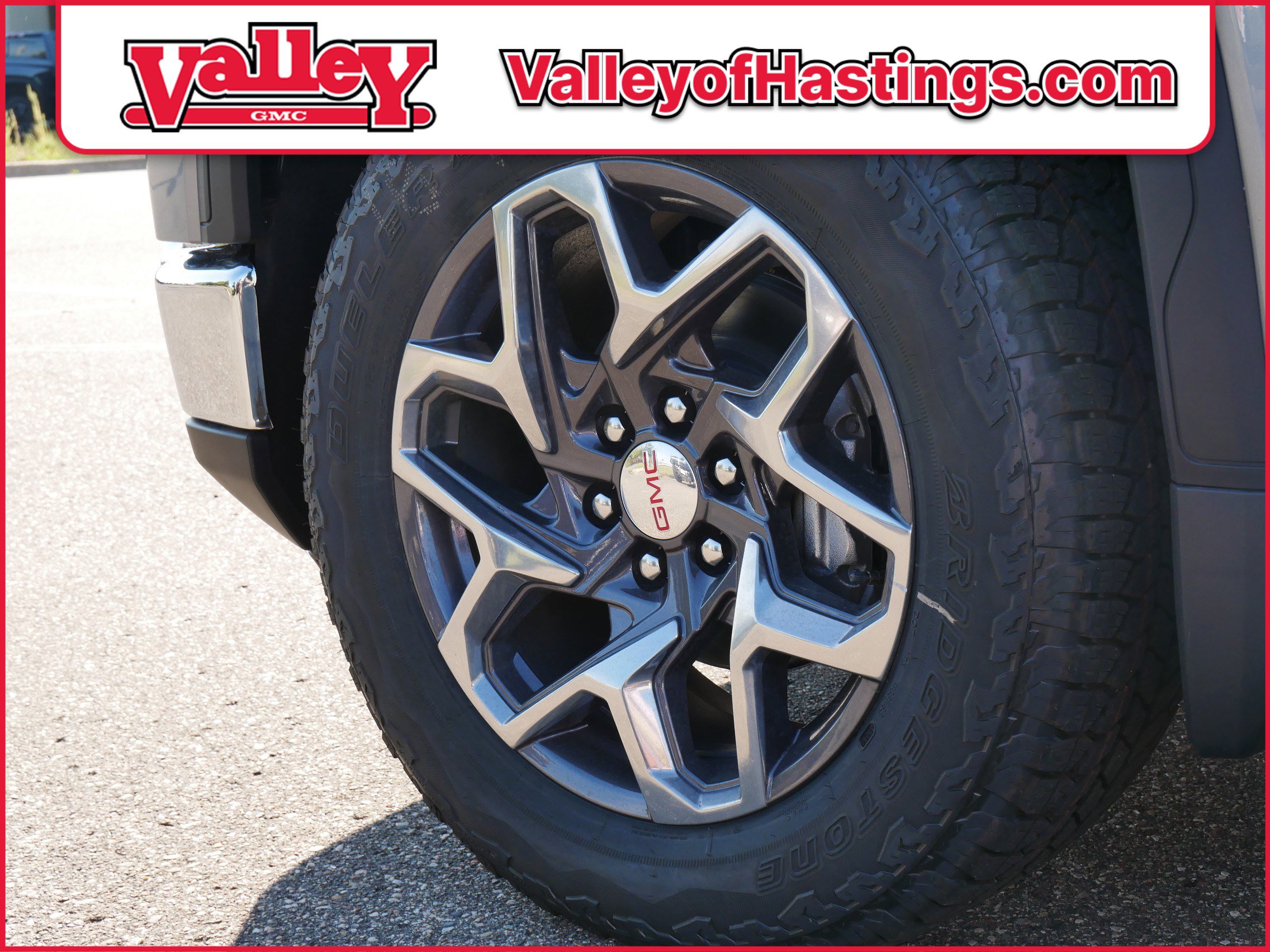 New 2026 GMC Sierra 1500 SLT w/ SLT Premium Plus Package image 5