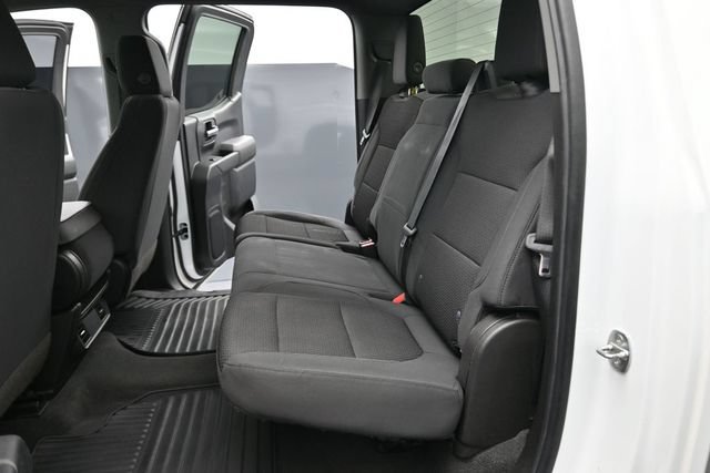 Used 2021 Chevrolet Silverado 1500 Custom Trail Boss w/ LPO, Dark Essentials Package AWD/4WD image 17
