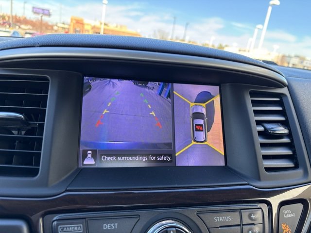 Used 2013 Nissan Pathfinder Platinum image 18