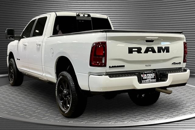 Used 2025 RAM 2500 Laramie AWD/4WD image 4