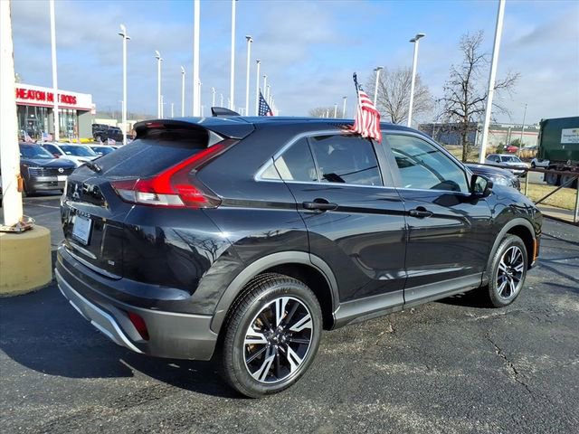 Used 2023 Mitsubishi Eclipse Cross SE image 3