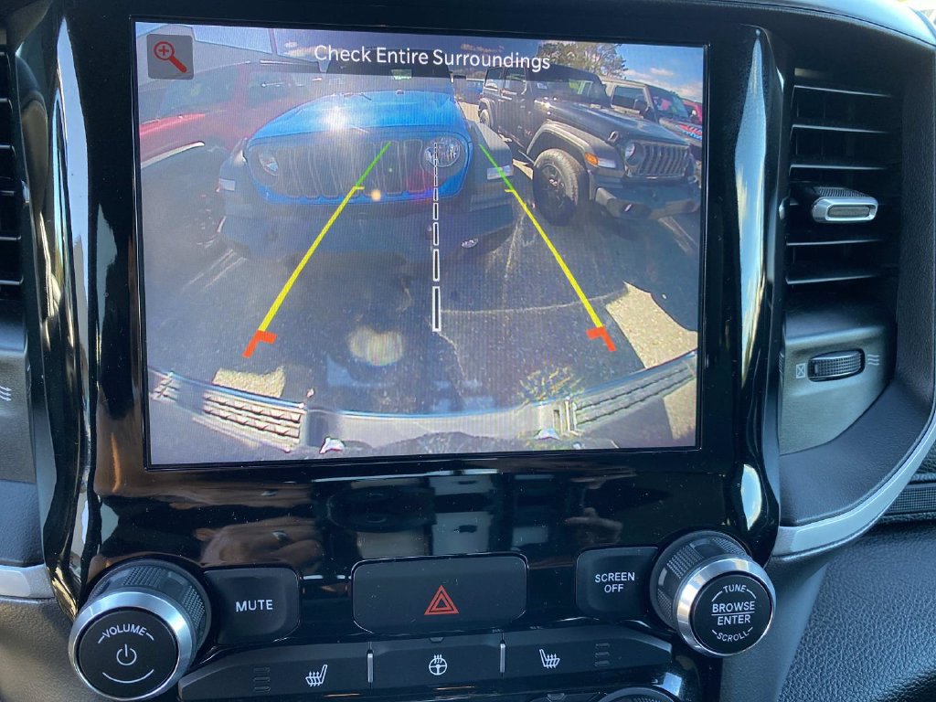 Certified 2022 RAM 1500 Big Horn AWD/4WD image 14